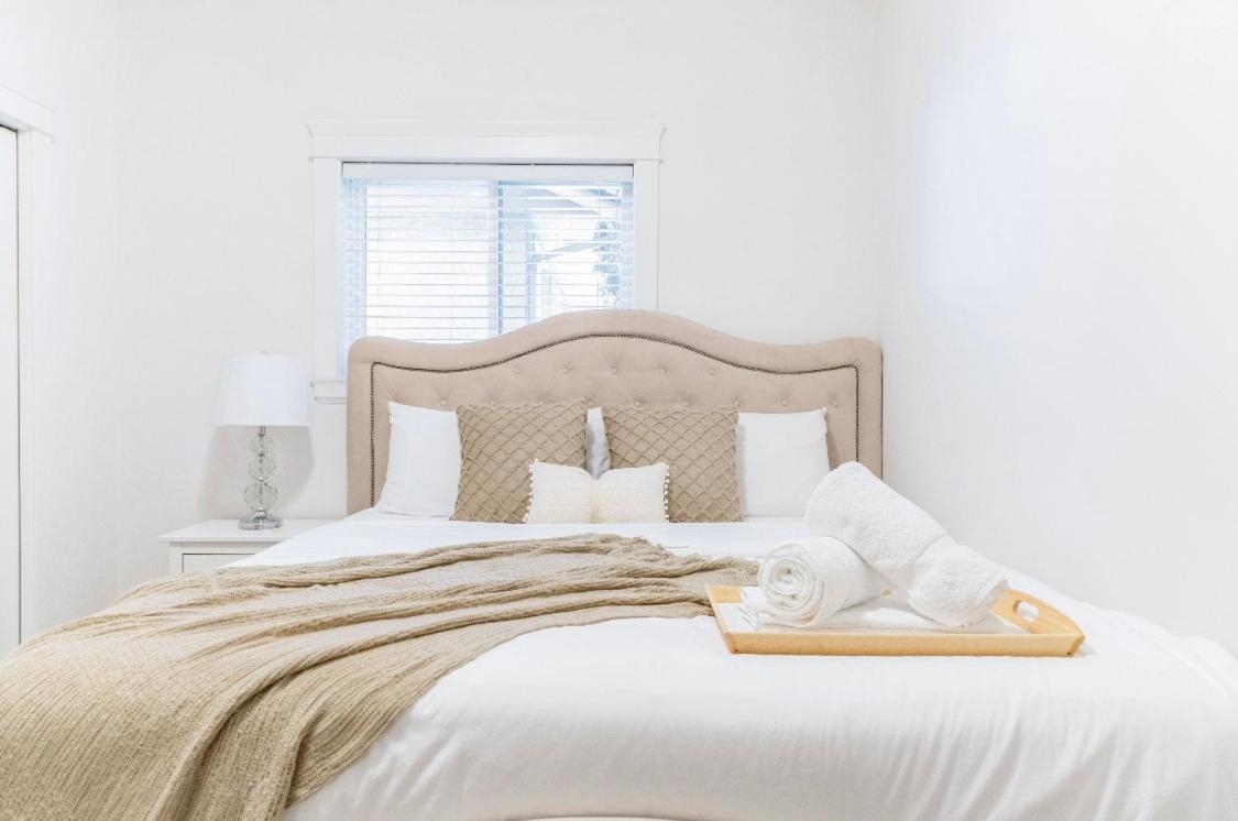Si & Daniel Home Near Yvr Airport & Skytrain Separate Entry Free Parking Richmond Exterior foto